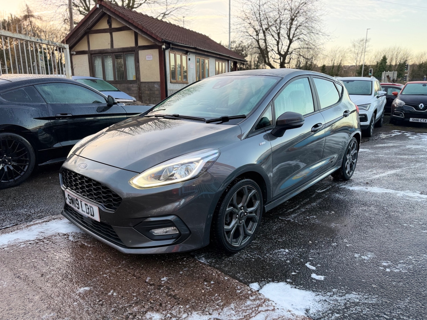 Used Ford Fiesta 2019 for sale - 76931577: Photo 1