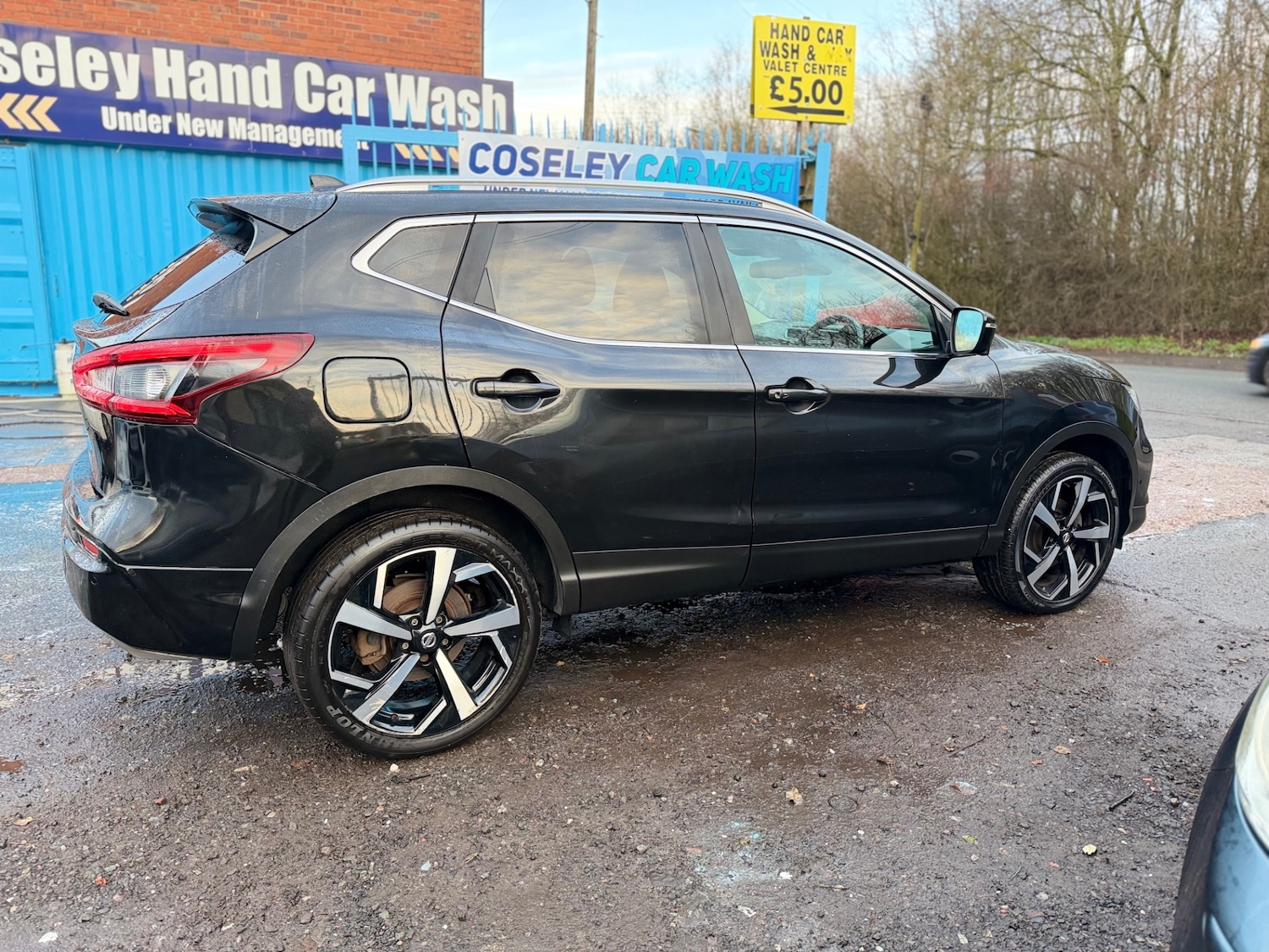 Used Nissan Qashqai 2018 for sale - 76932342: Photo 18