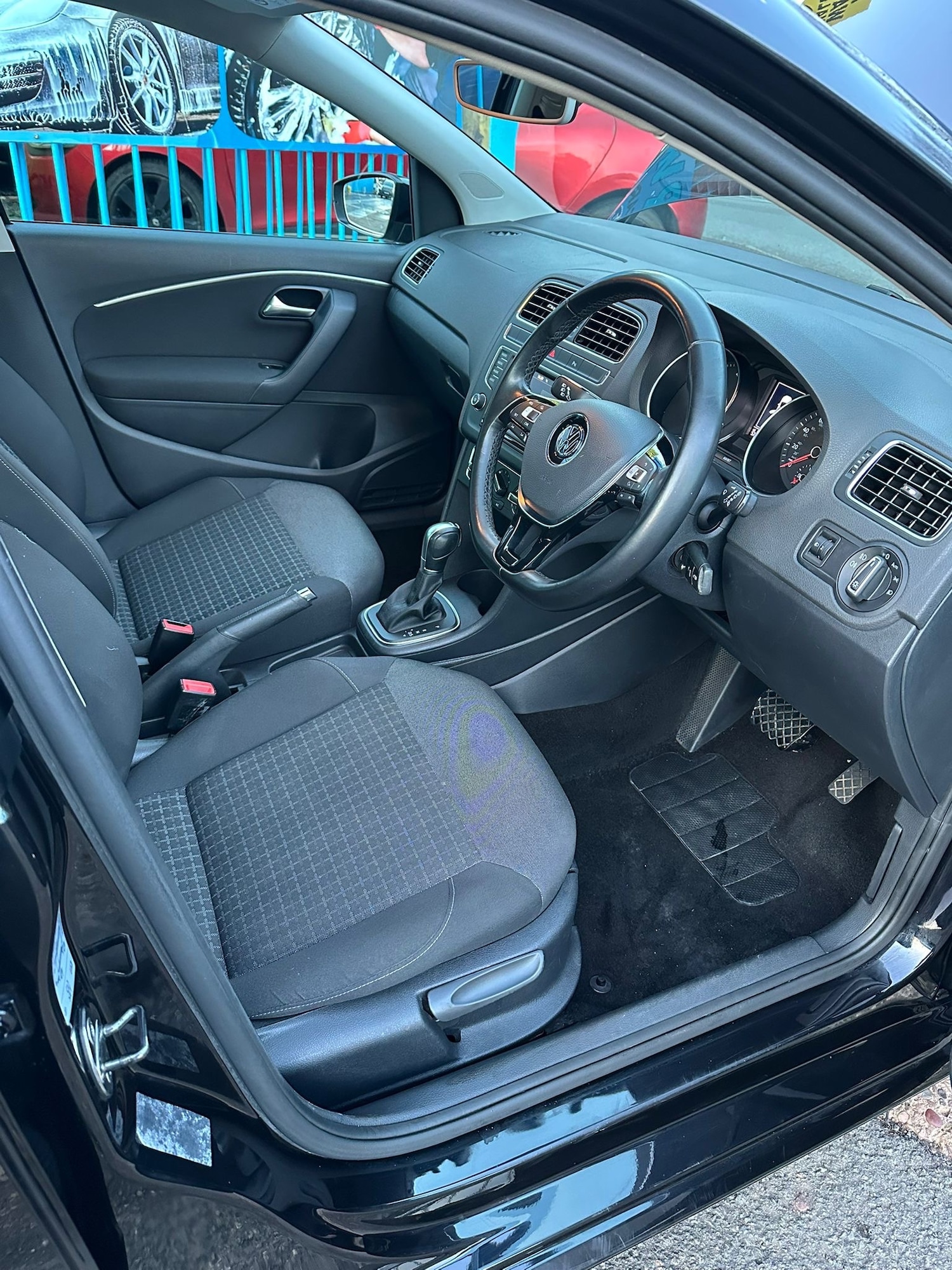 Used Volkswagen Polo 2017 for sale - 78144300: Photo 8