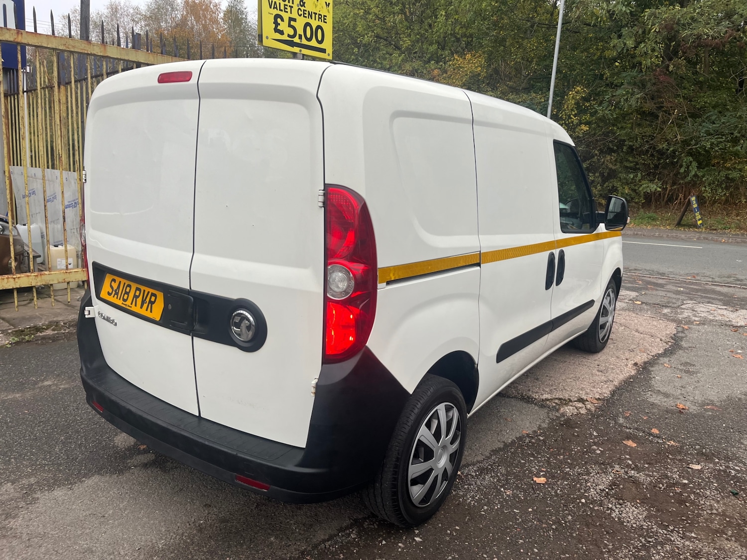 Used Vauxhall Combo 2018 for sale - 76275887: Photo 17