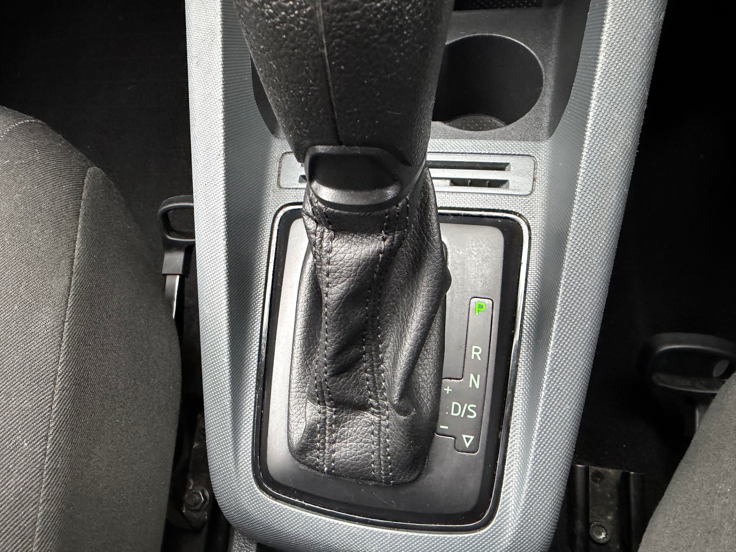 Used Skoda Fabia 2015 for sale - 77420466: Photo 8