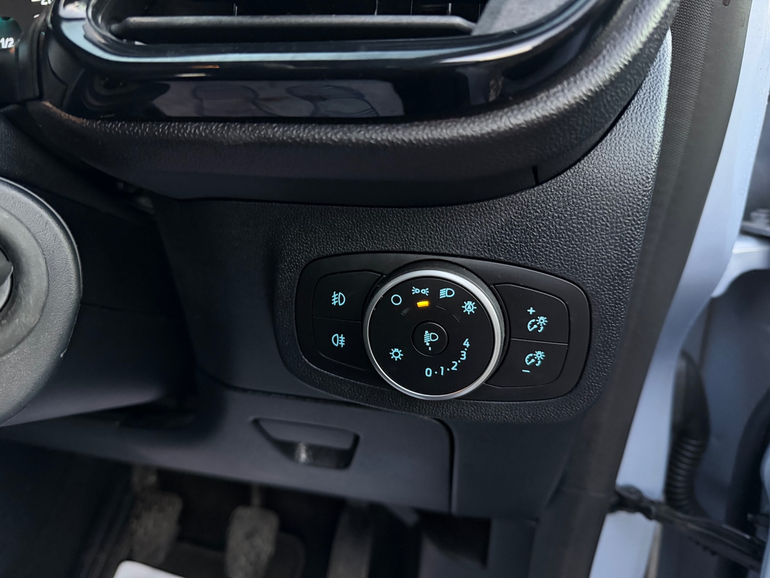 Used Ford Fiesta 2021 for sale - 76932335: Photo 19