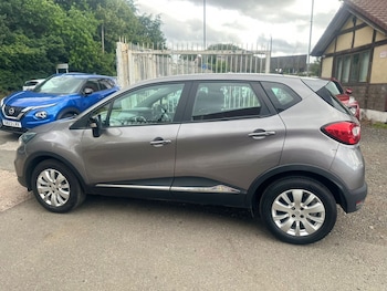 Used Renault Captur 2015 for sale - 75097455: Photo