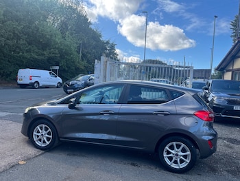Used Ford Fiesta 2017 for sale - 75869593: Photo