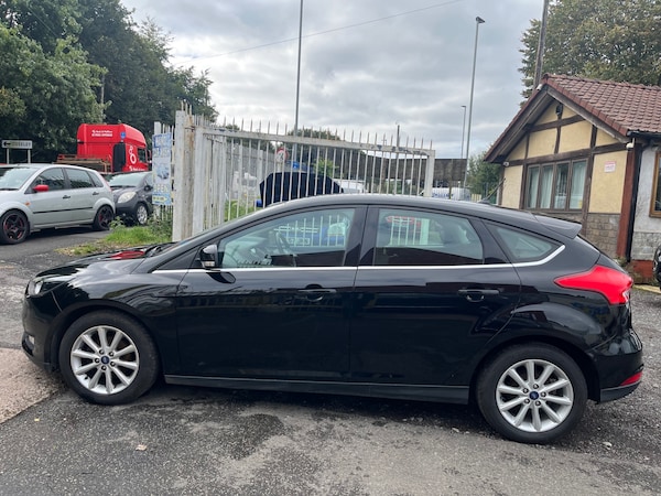Used Ford Focus 2018 for sale - 72343651: Photo 4