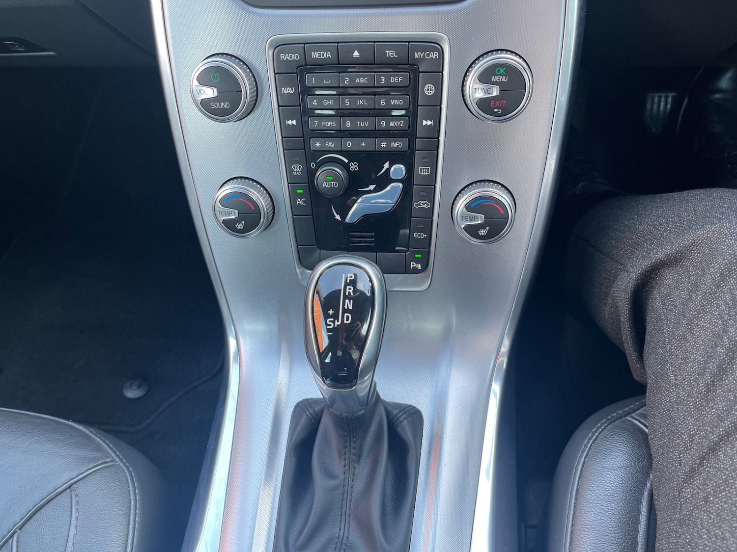 Used Volvo S80 2015 for sale - 76478063: Photo 14