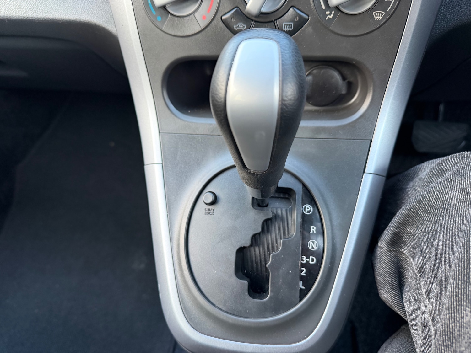 Used Vauxhall Agila 2014 for sale - 76780060: Photo 10