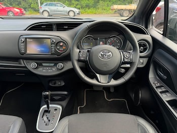 Used Toyota Yaris 2017 for sale - 78847923: Photo