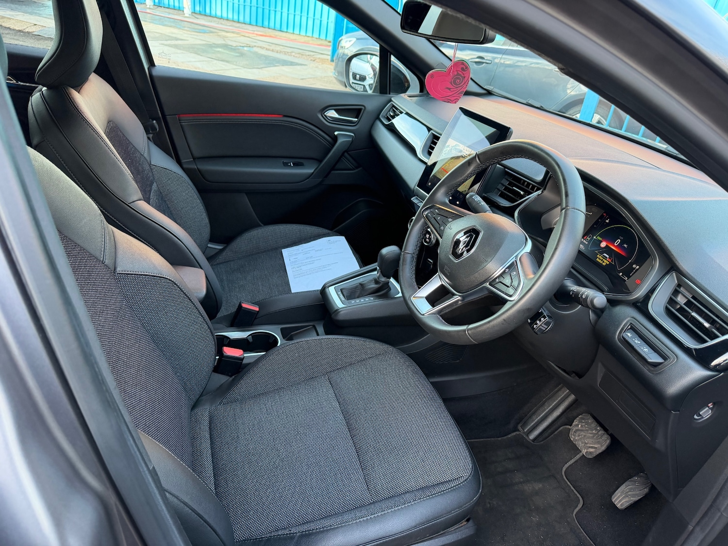 Used Renault Captur 2023 for sale - 77630164: Photo 6