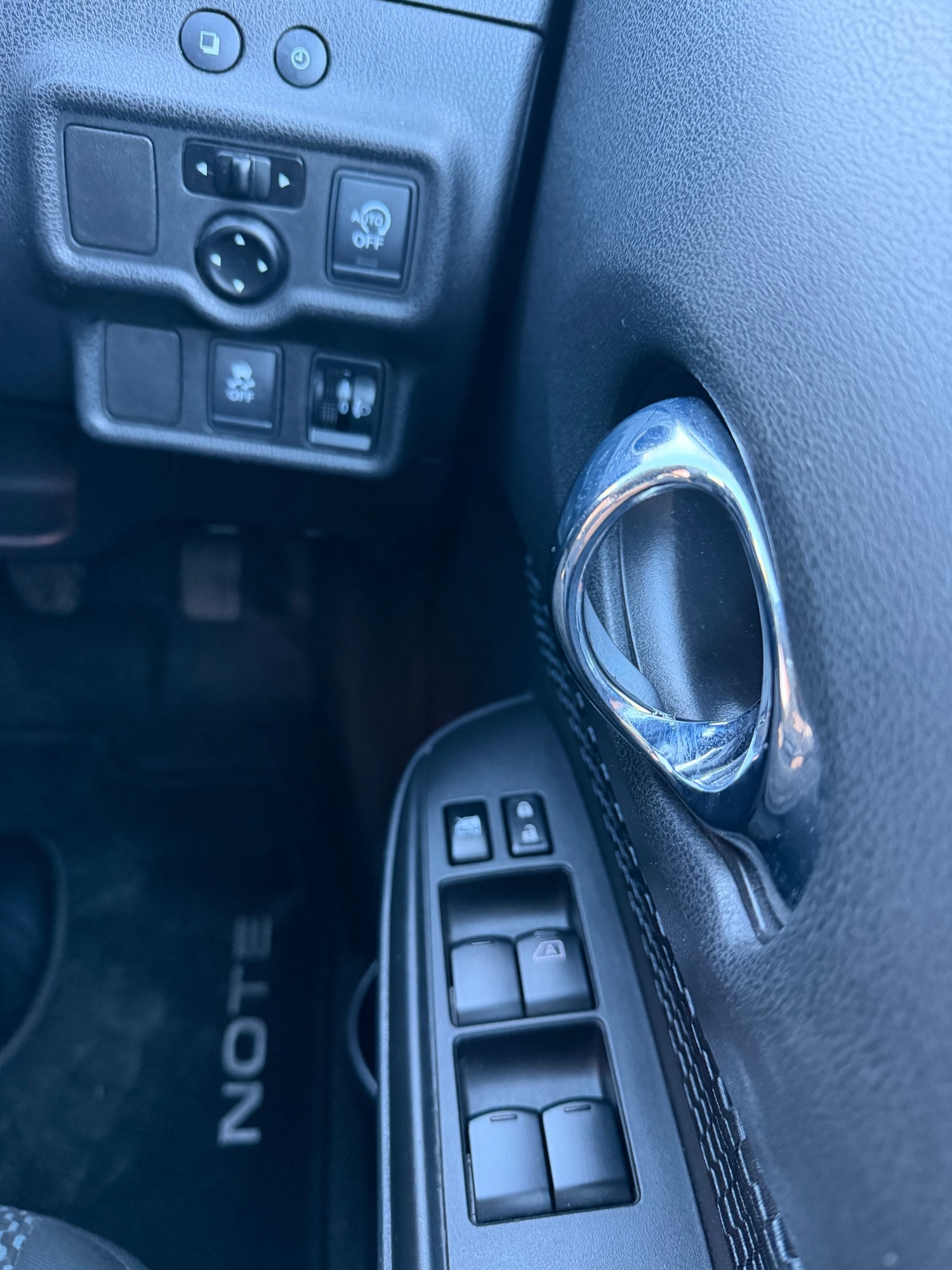 Used Nissan Note 2014 for sale - 76780402: Photo 8