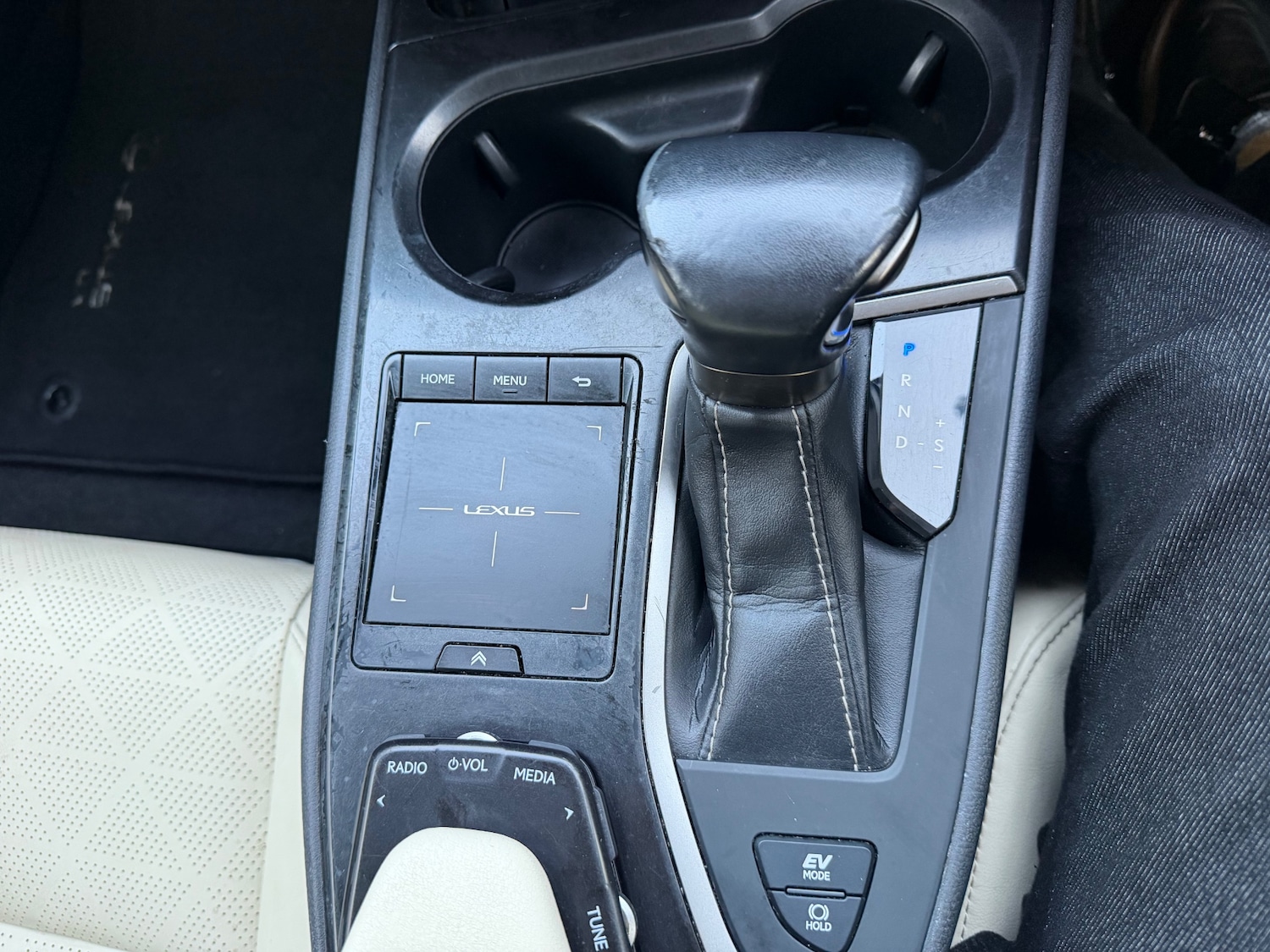 Used Lexus UX 2020 for sale - 77760840: Photo 9