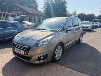 Used Peugeot 5008 2014 for sale - 79008505: Photo