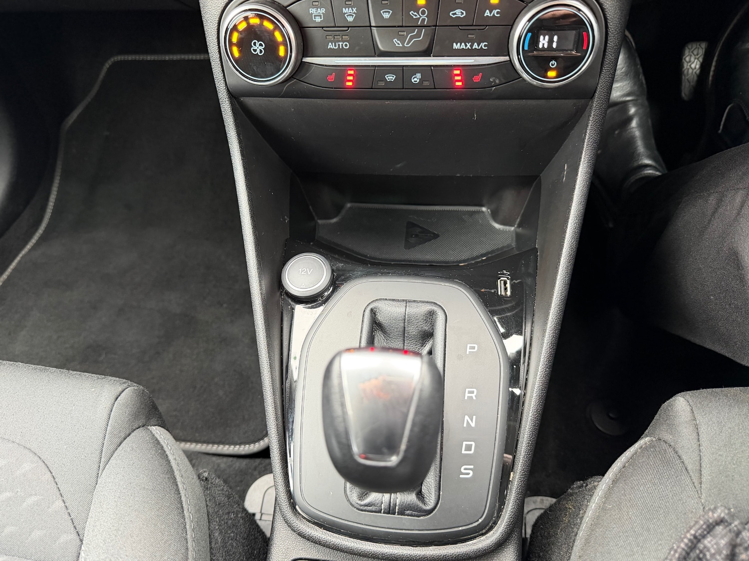 Used Ford Fiesta 2018 for sale - 77677428: Photo 8