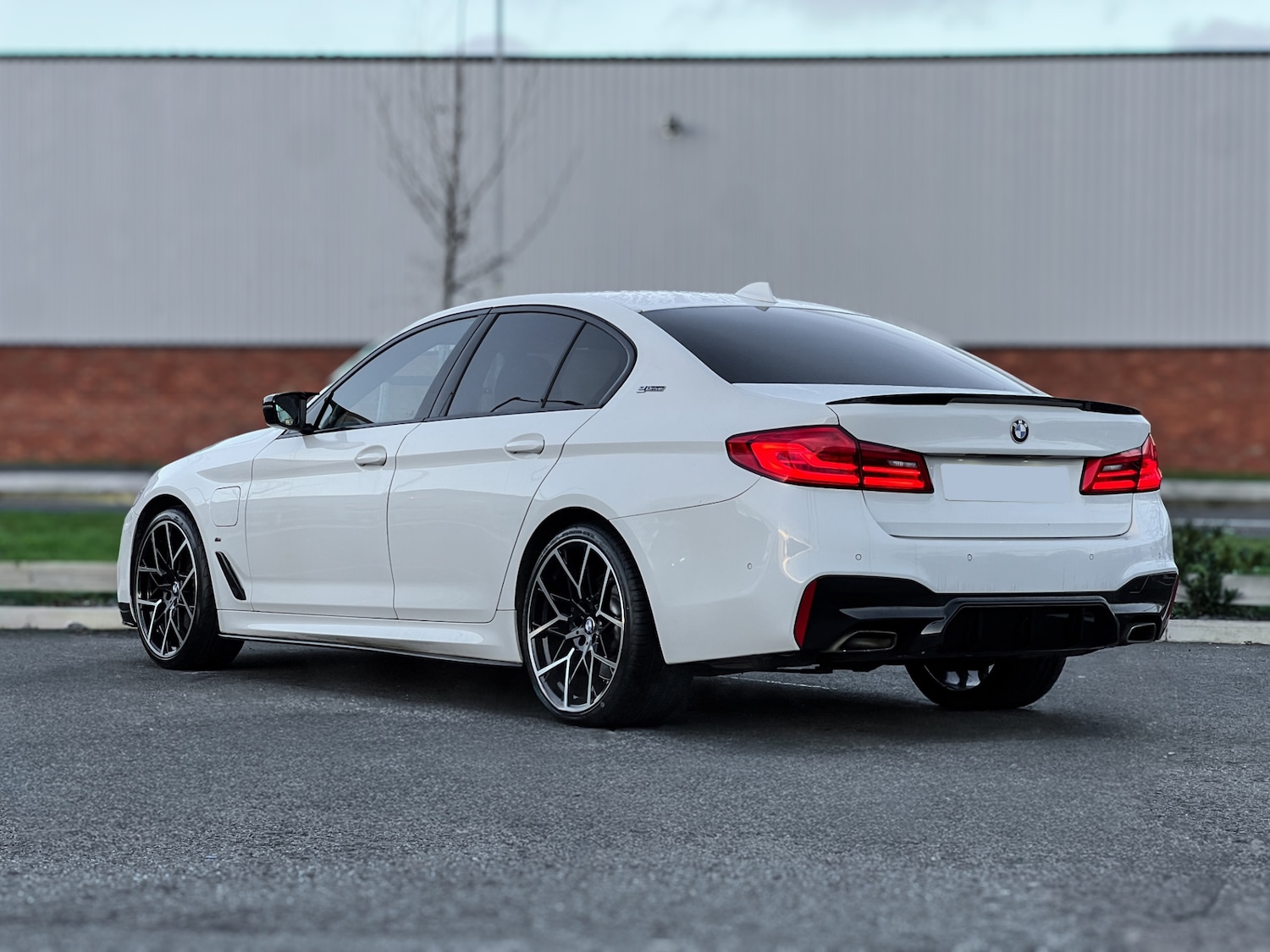 Used BMW 5 Series 2018 for sale - 76919030: Photo 2