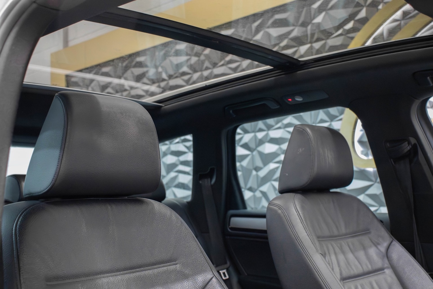 Used Volkswagen Touareg 2014 for sale - 77851285: Photo 12