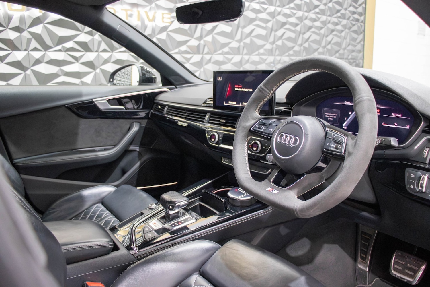 Used Audi A4 2020 for sale - 77129662: Photo 13