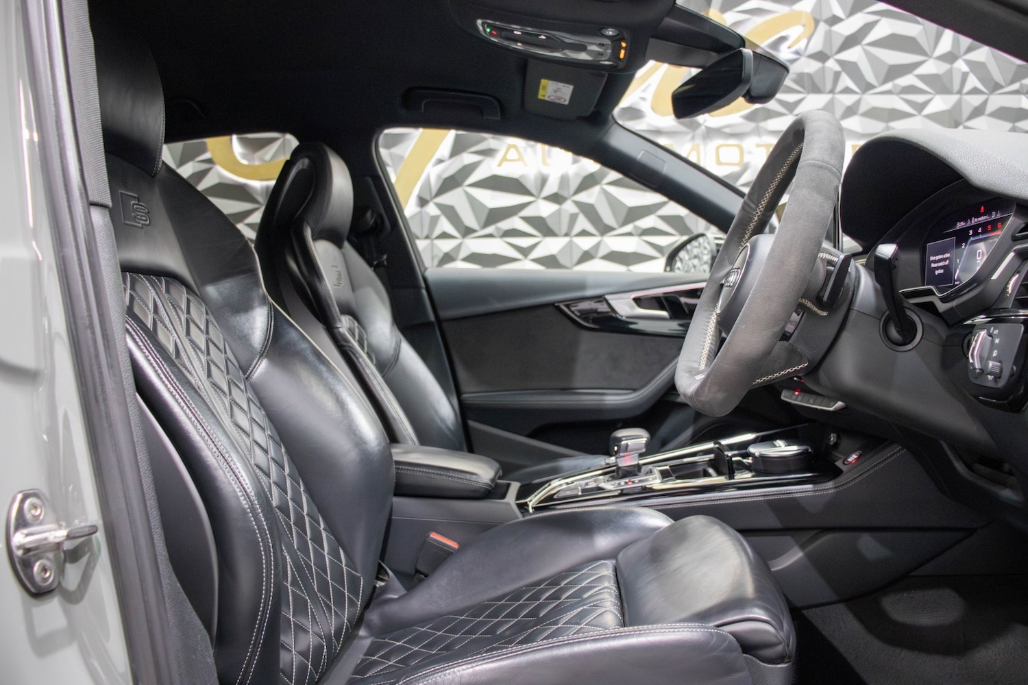 Used Audi A4 2020 for sale - 77129662: Photo 14