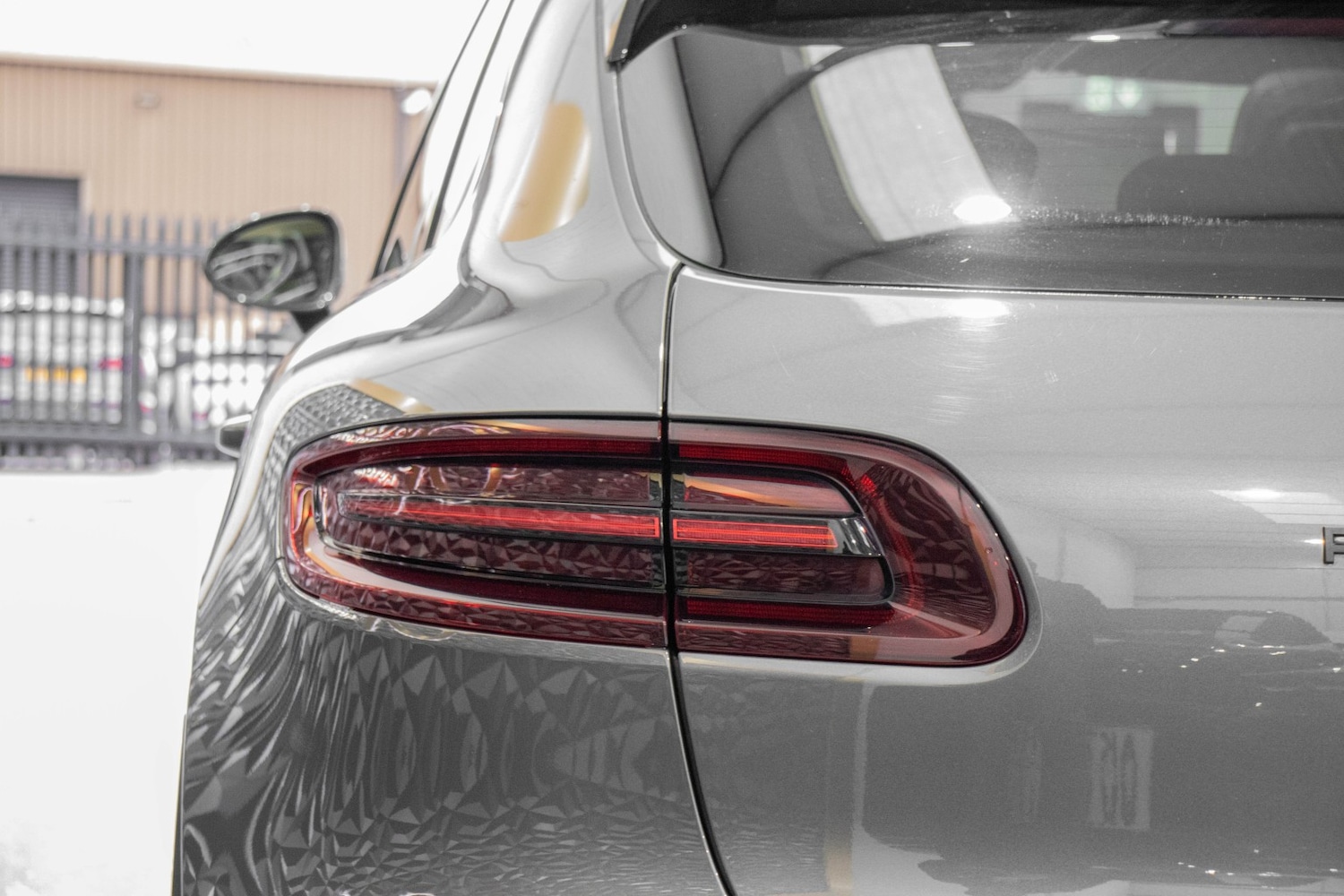 Used Porsche Macan 2017 for sale - 77008164: Photo 28