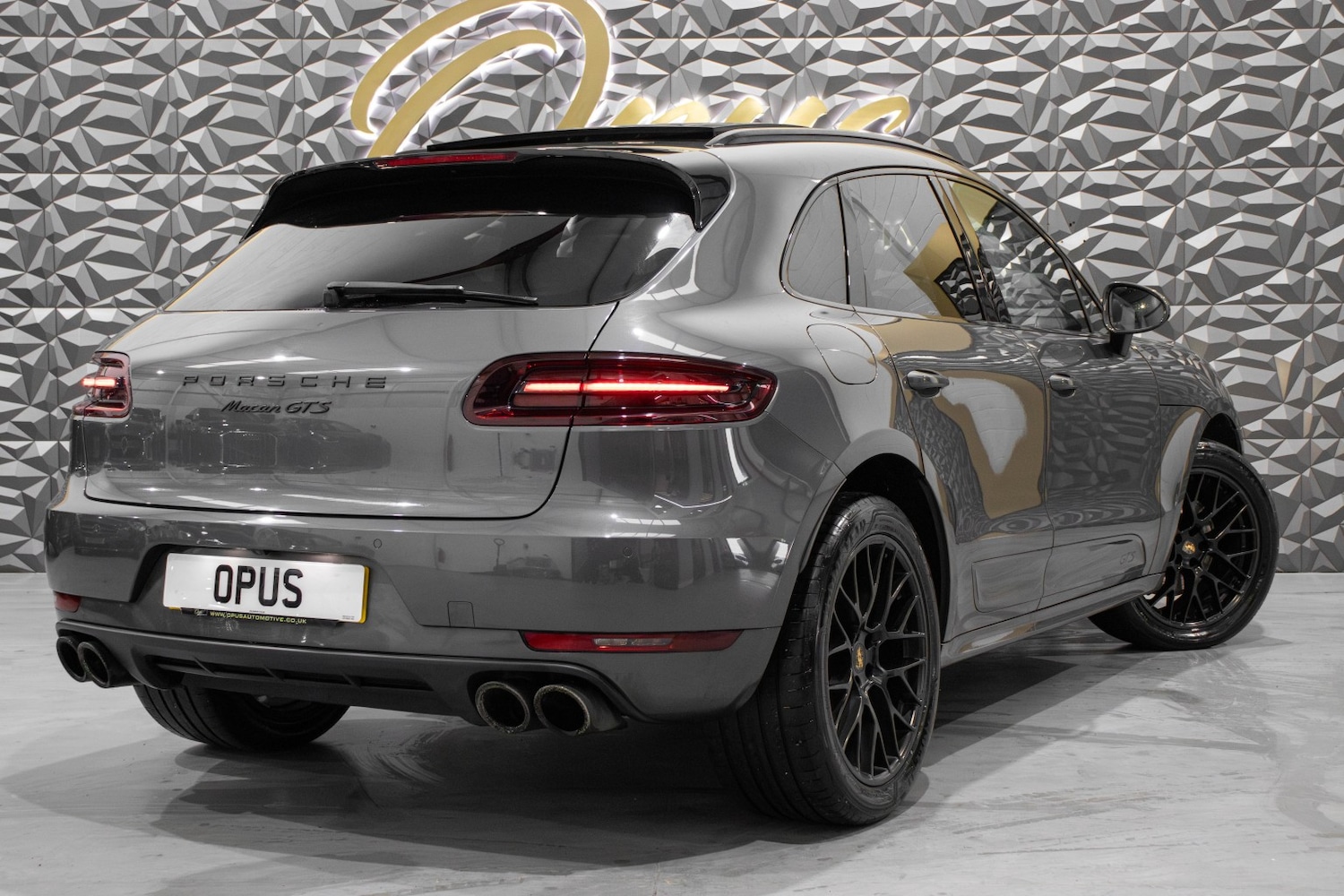 Used Porsche Macan 2017 for sale - 77008164: Photo 4