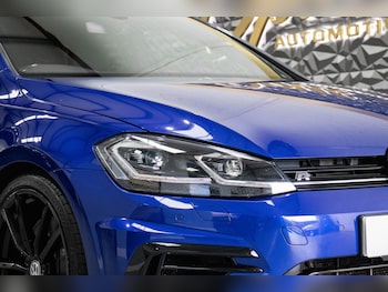 Used Volkswagen Golf 2018 for sale - 77542647: Photo