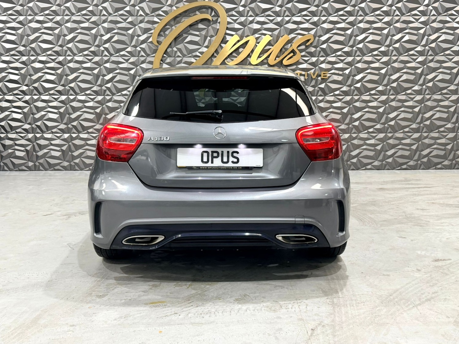 Used Mercedes-Benz A-Class 2017 for sale - 76974442: Photo 5