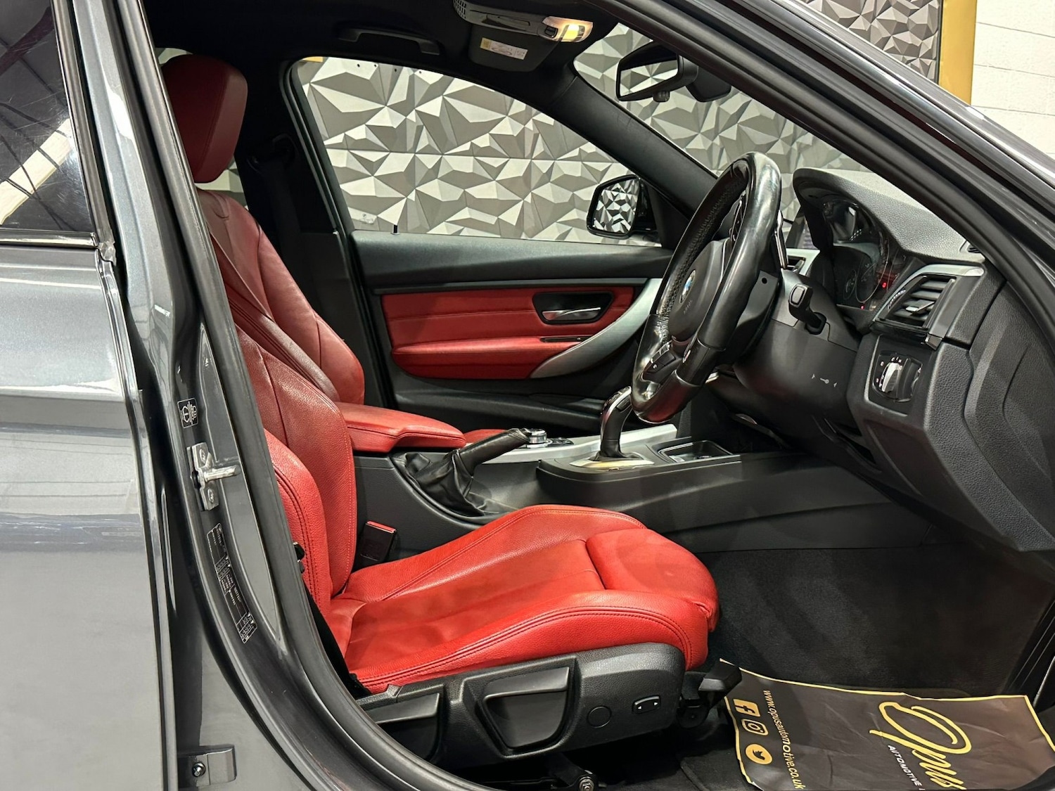 Used BMW 3 Series 2013 for sale - 76369374: Photo 11