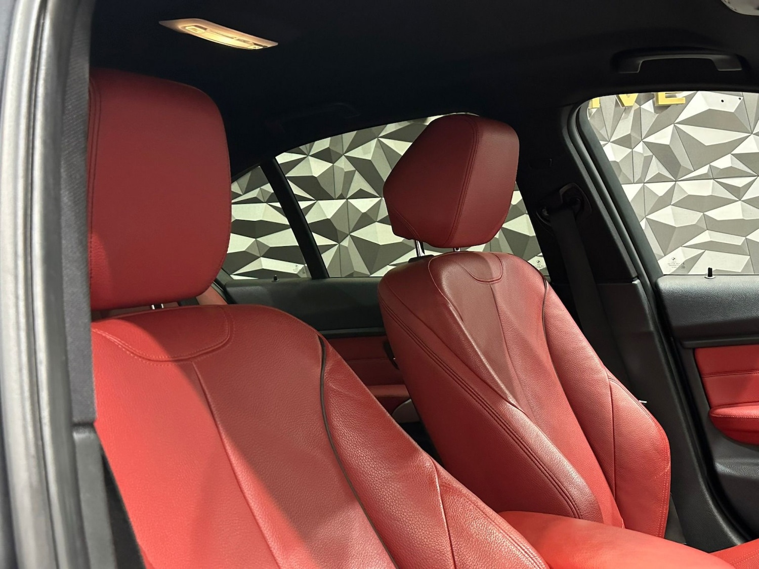 Used BMW 3 Series 2013 for sale - 76369374: Photo 12