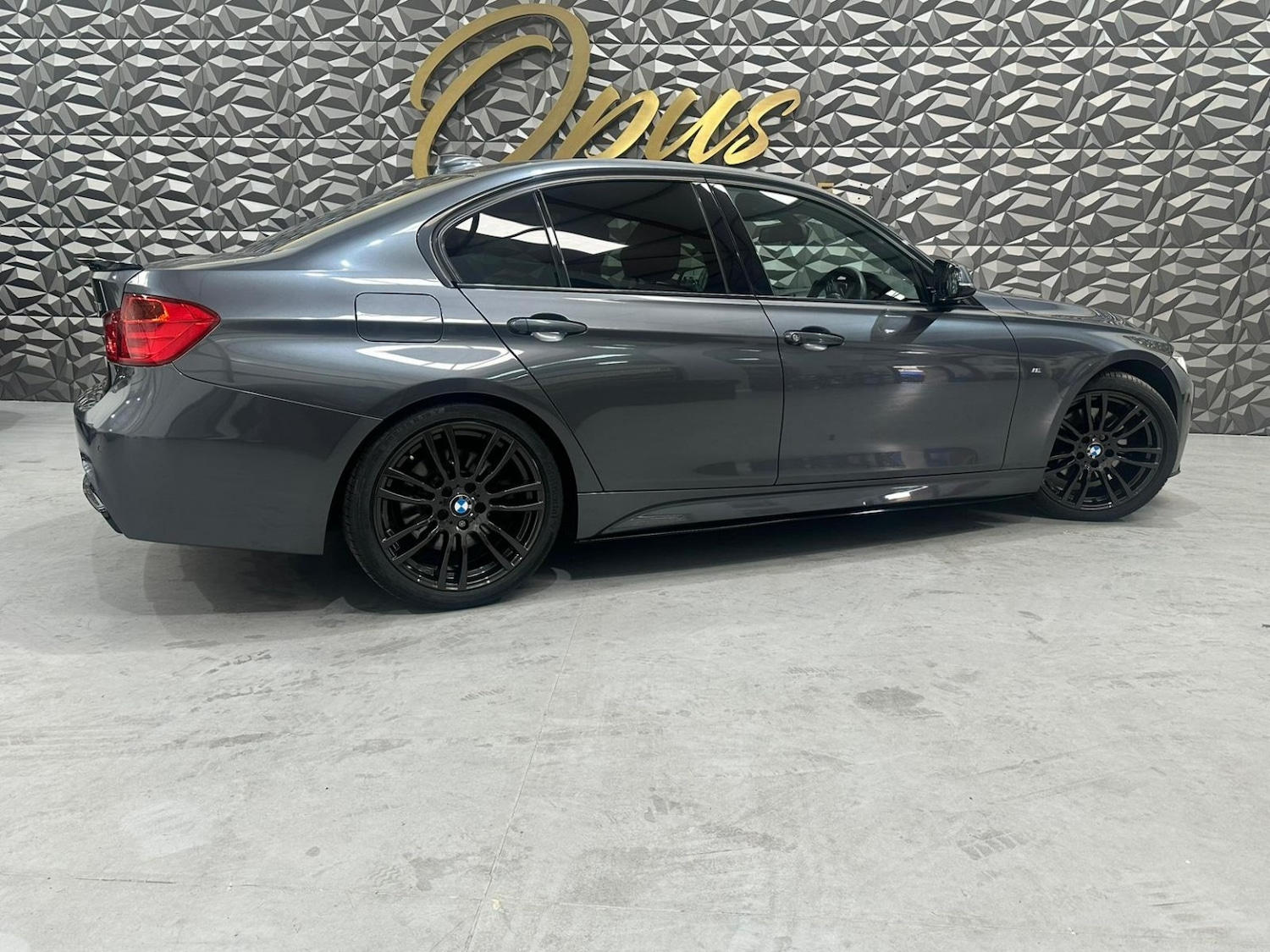 Used BMW 3 Series 2013 for sale - 76369374: Photo 4