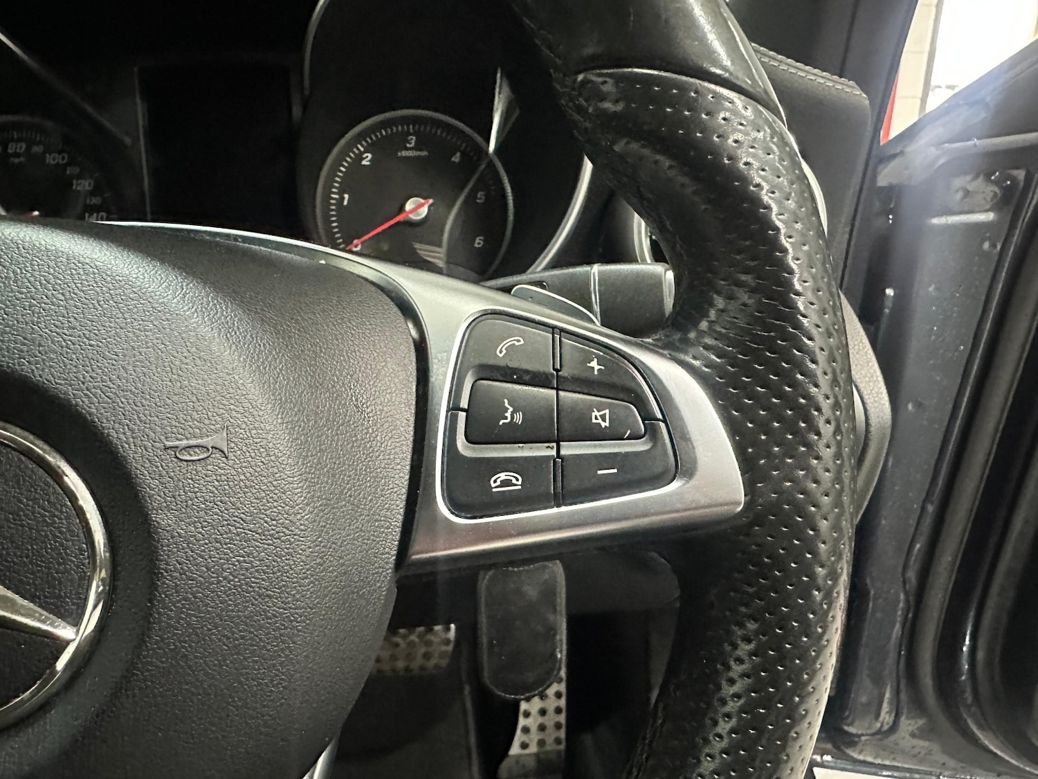 Used Mercedes-Benz C Class 2015 for sale - 76093654: Photo 15