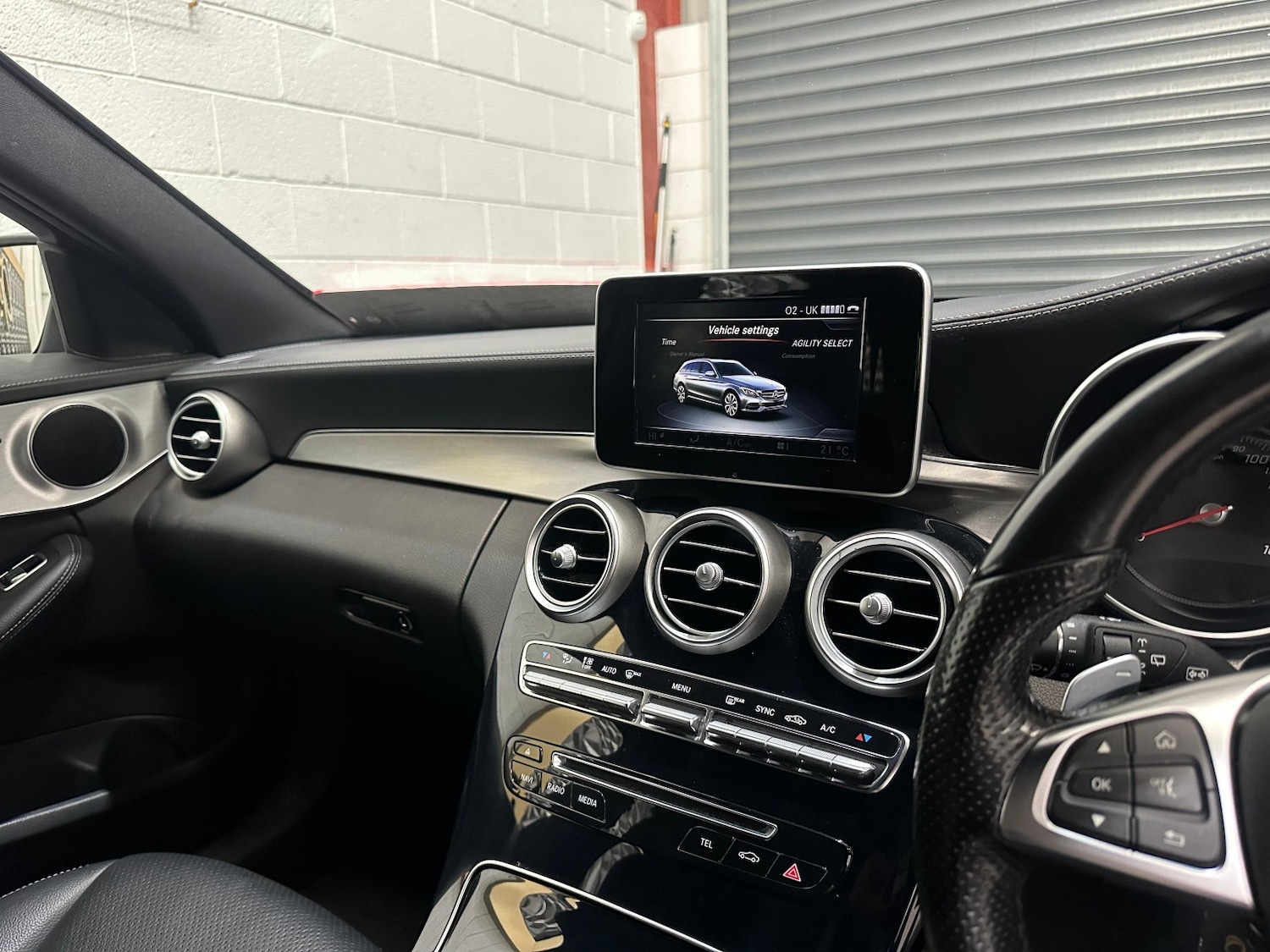 Used Mercedes-Benz C Class 2015 for sale - 76093654: Photo 18