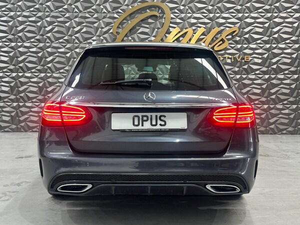 Used Mercedes-Benz C-Class 2015 for sale - 76093654: Photo 4