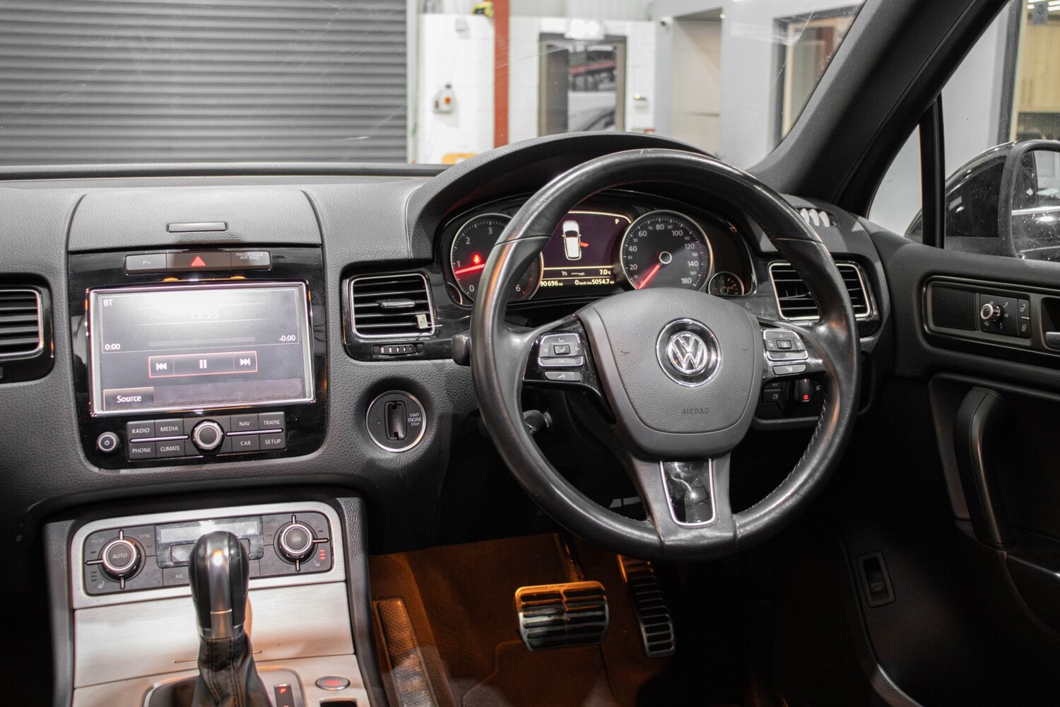 Used Volkswagen Touareg 2013 for sale - 77542640: Photo 16