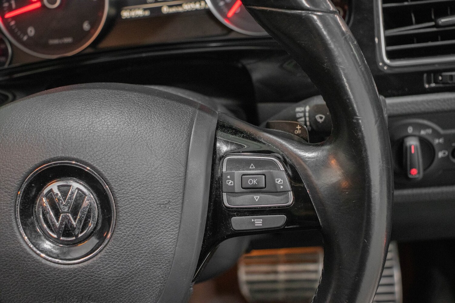 Used Volkswagen Touareg 2013 for sale - 77542640: Photo 18