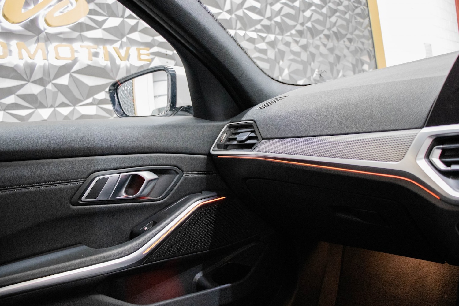 Used BMW 3 Series 2019 for sale - 77851272: Photo 19