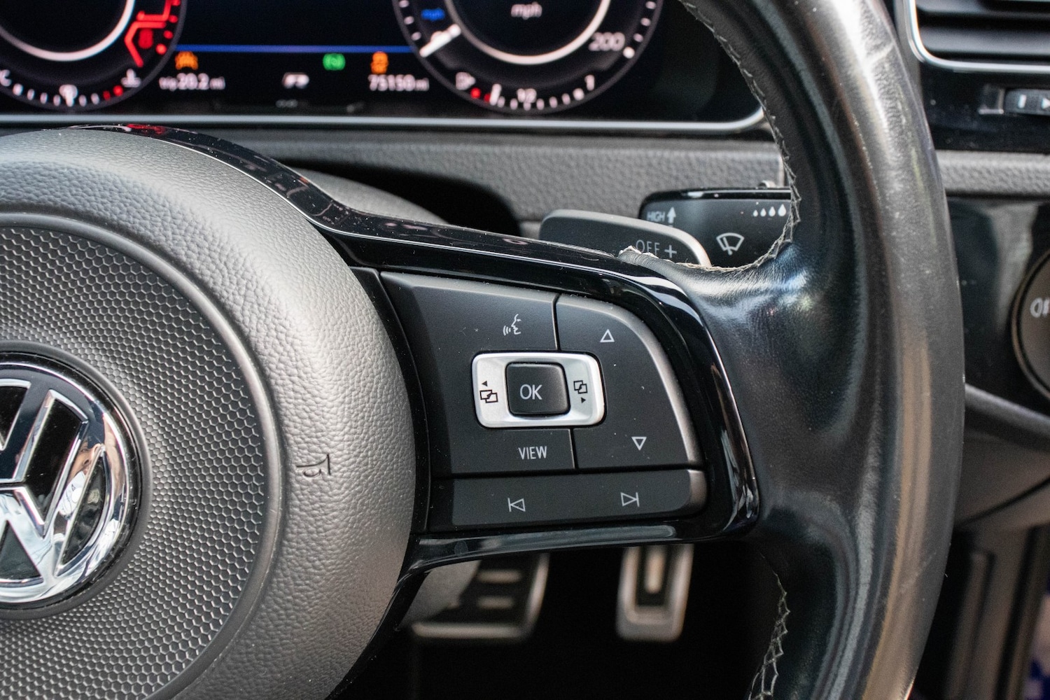 Used Volkswagen Golf 2018 for sale - 77656406: Photo 18