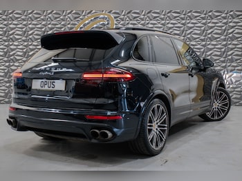 Used Porsche Cayenne 2017 for sale - 77656259: Photo