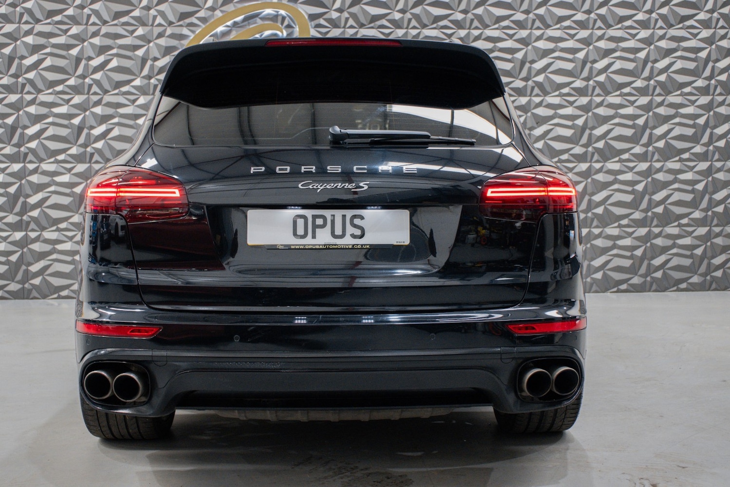 Used Porsche Cayenne 2017 for sale - 77656259: Photo 4