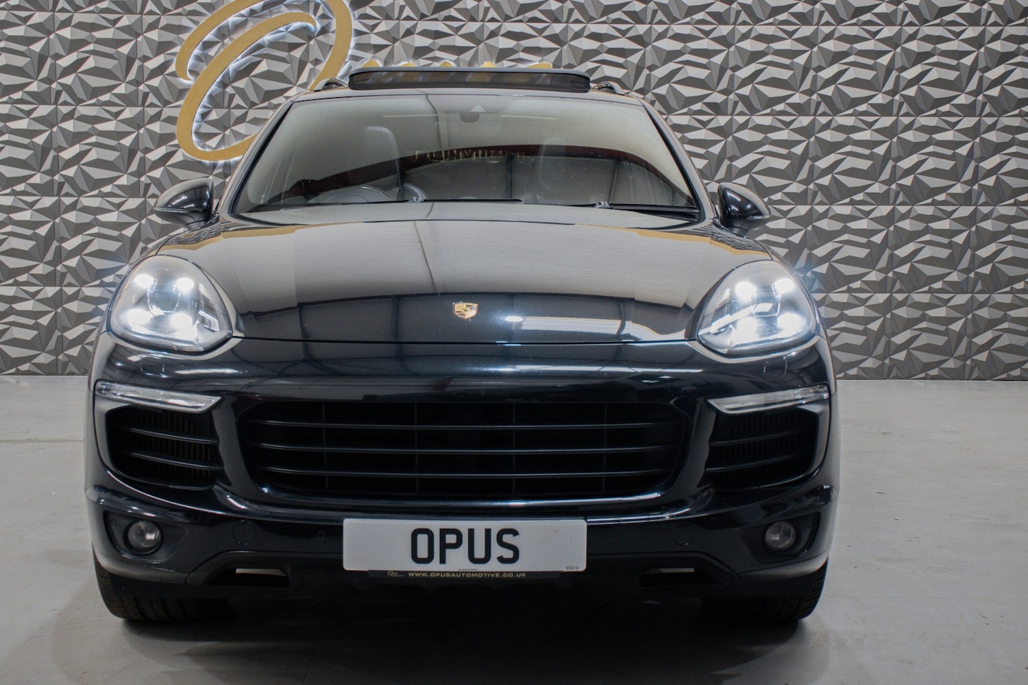 Used Porsche Cayenne 2017 for sale - 77656259: Photo 8