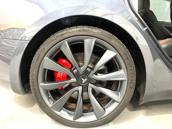 Used Tesla Model 3 2020 for sale - 75999906: Photo