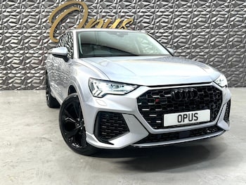 Audi - Q3