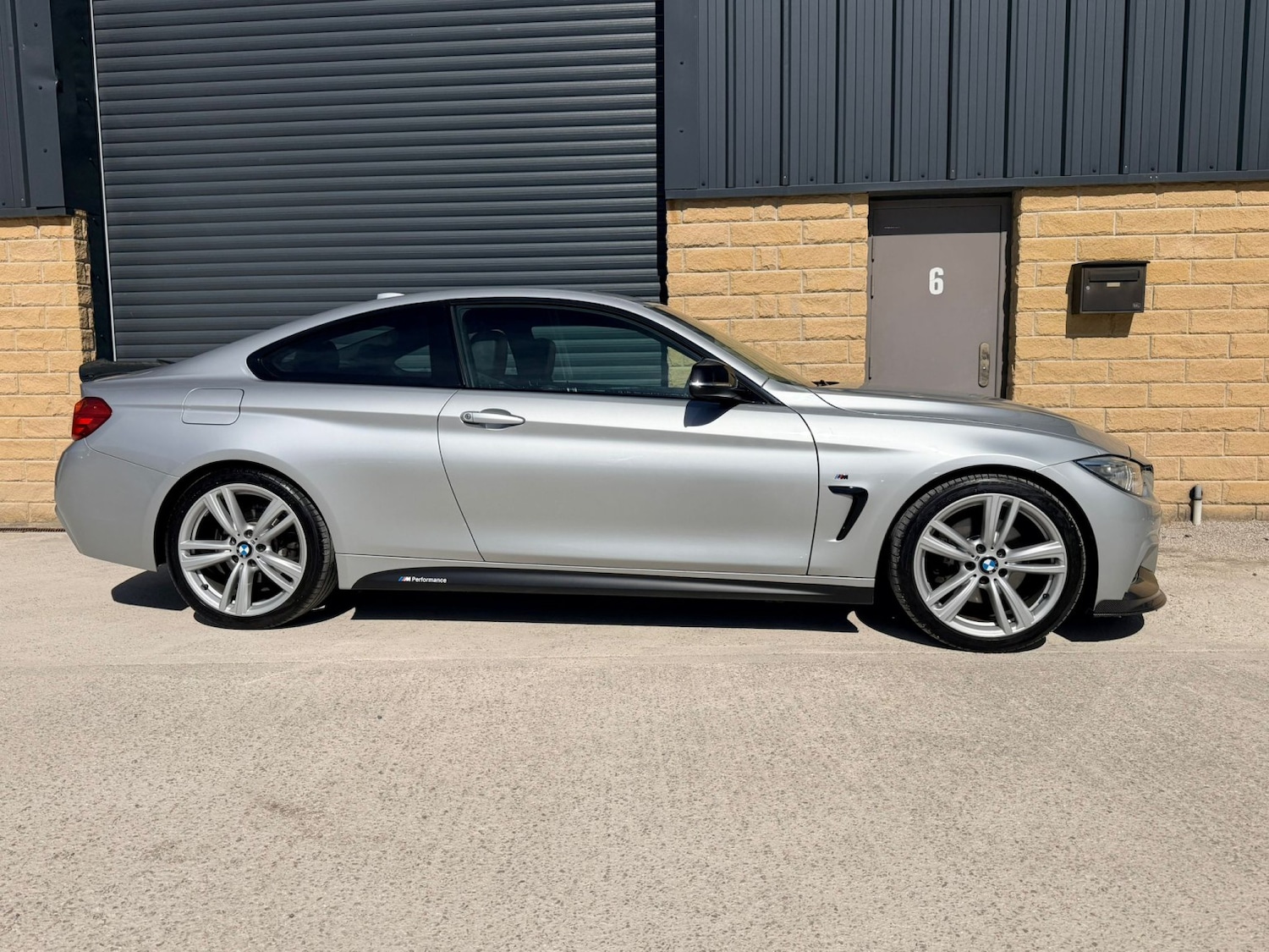 Used BMW 4 Series 2014 for sale - 78168960: Photo 2