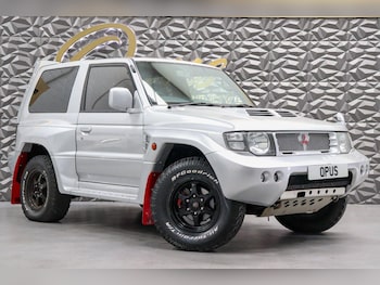 Used Mitsubishi 3000GT 1998 for sale - 75913130: Photo