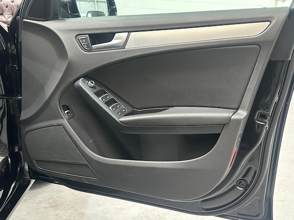 Used Audi A4 2013 for sale - 76242875: Photo 11