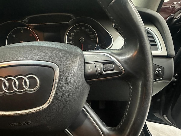 Used Audi A4 2013 for sale - 76242875: Photo 16