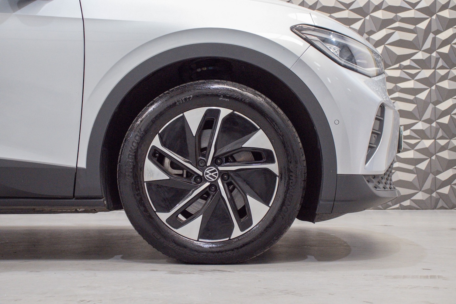 Used Volkswagen ID.4 2024 for sale - 77237144: Photo 3