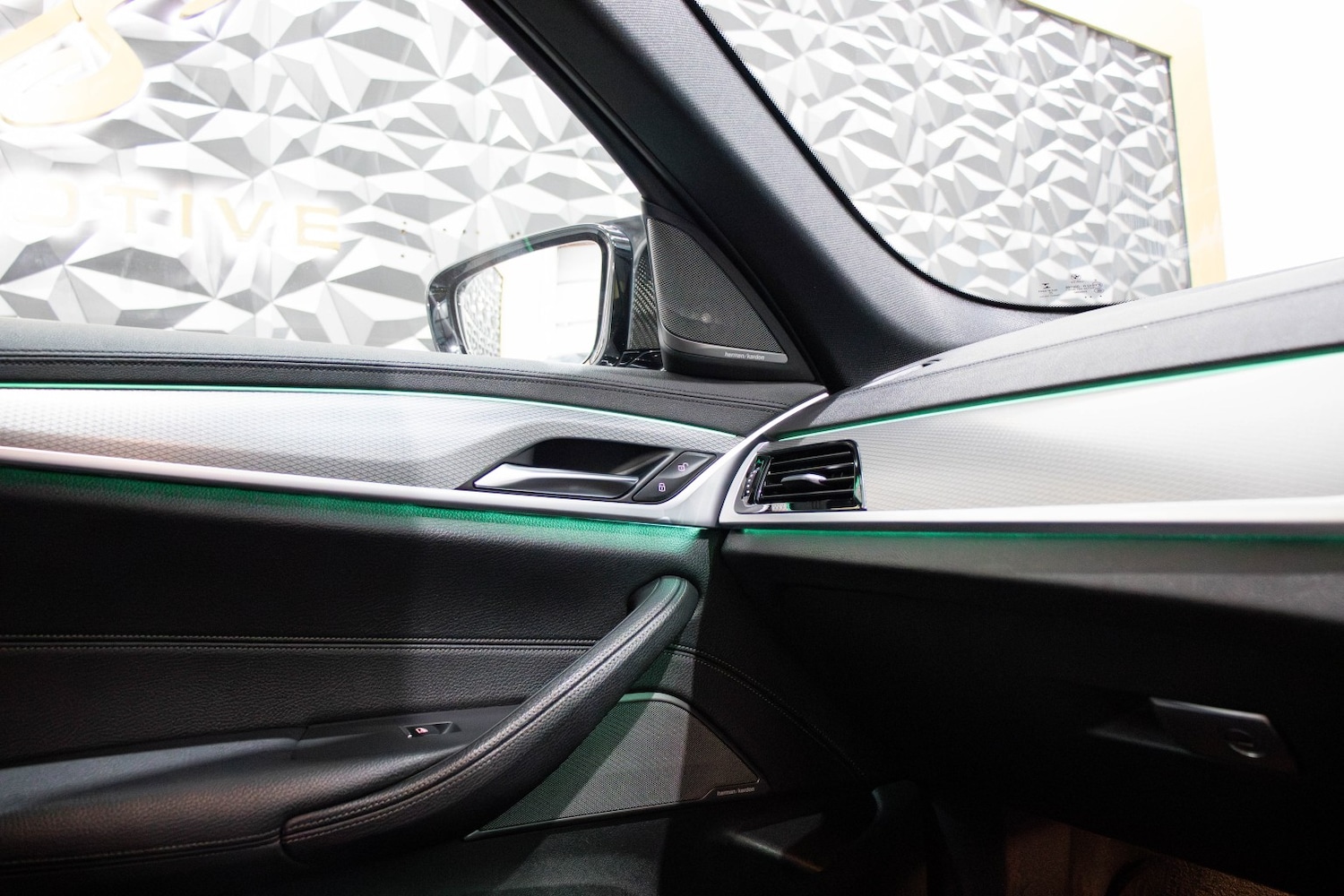 Used BMW 5 Series 2019 for sale - 76559992: Photo 26