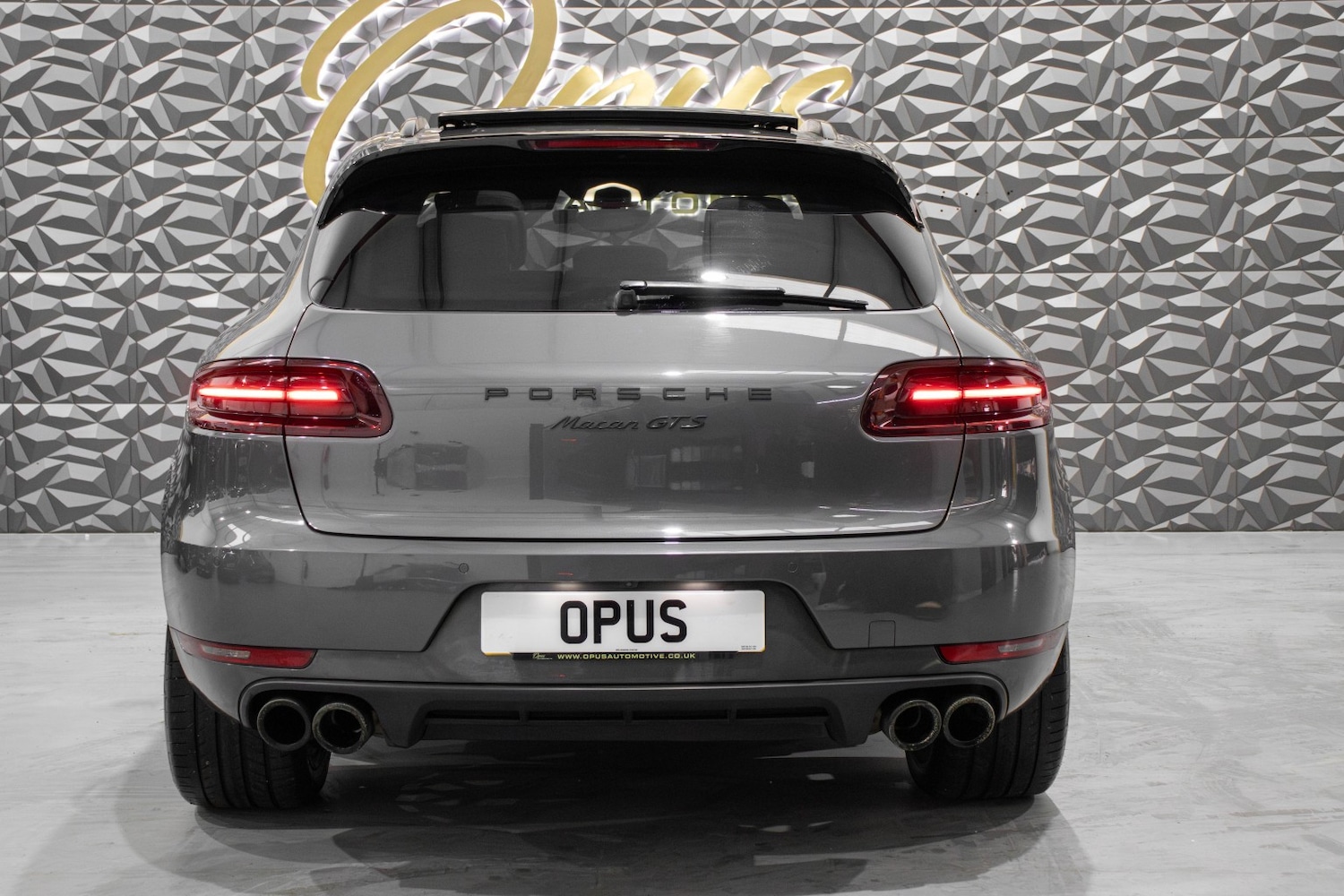 Used Porsche Macan 2017 for sale - 77542637: Photo 5