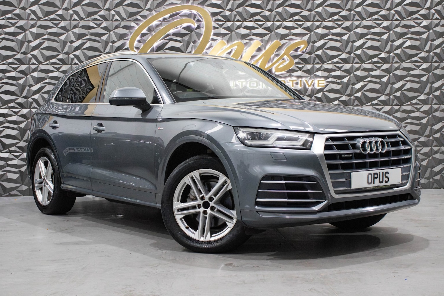 Used Audi Q5 2018 for sale - 76687165: Photo 1