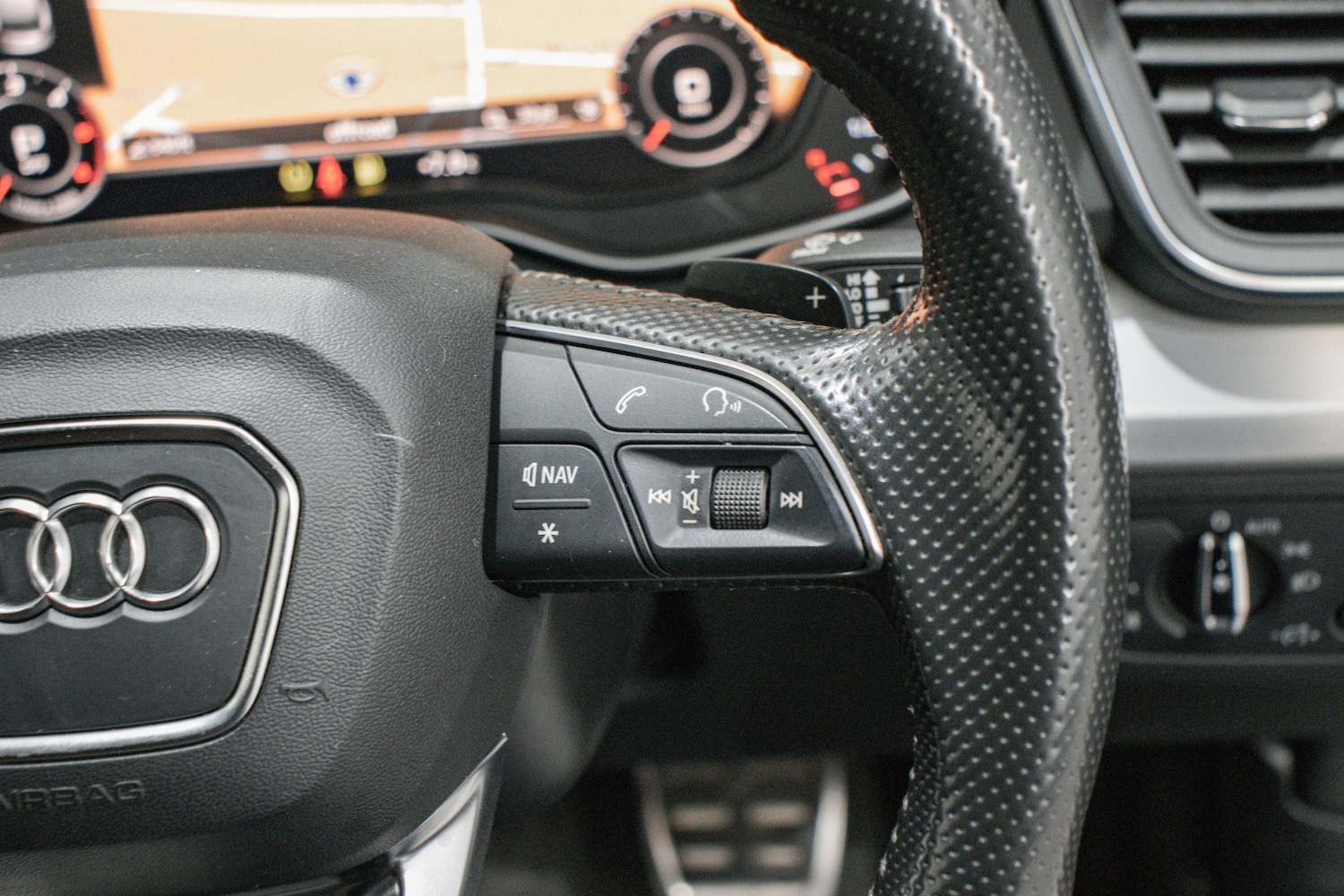 Used Audi Q5 2018 for sale - 76687165: Photo 17