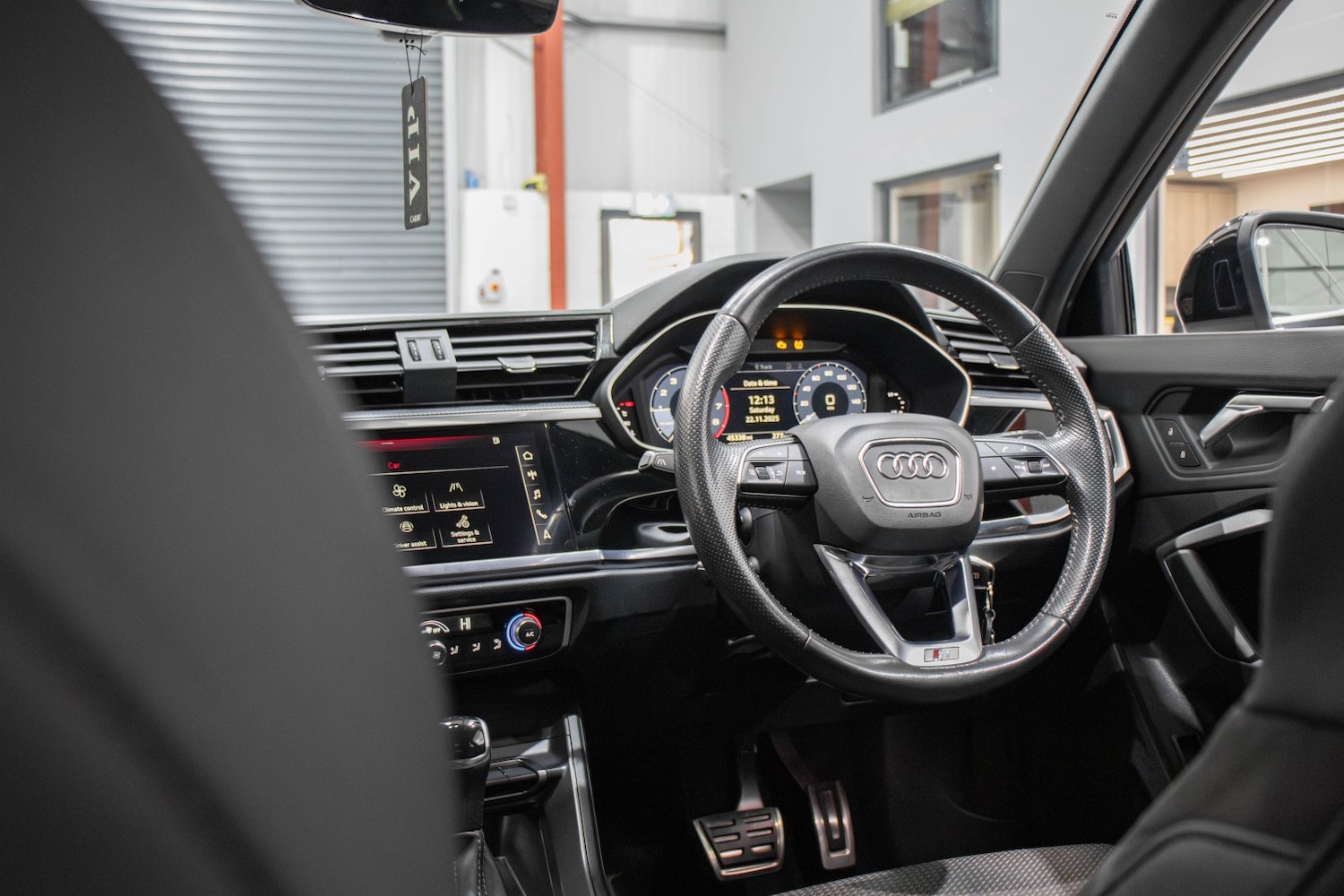 Used Audi Q3 2019 for sale - 75913093: Photo 25